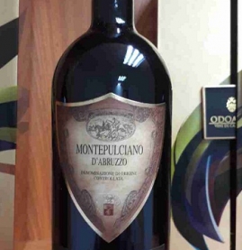 Rượu vang Montepulciano D'abruzzo La Cacciatora